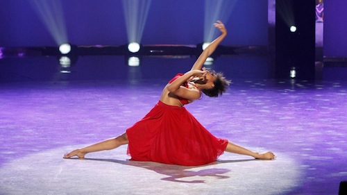 Jasmine performs a solo routine.